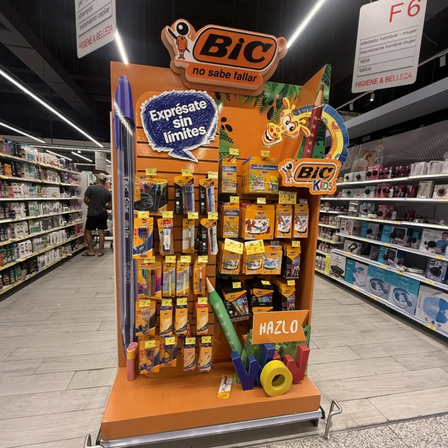Exhibidores publicitarios